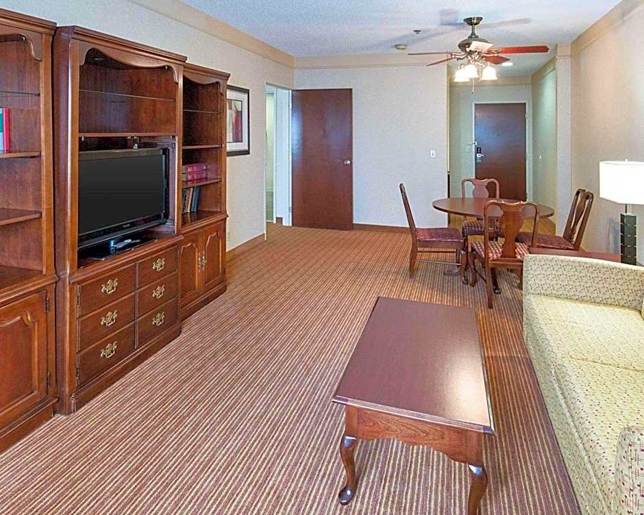 Comfort Suites Parkersburg South