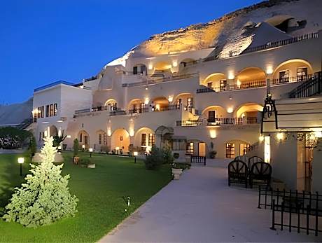 Avantgarde Refined Caves of Cappadocia