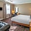 Royal Hotel