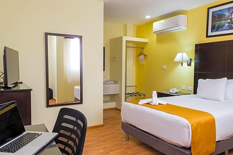 Hotel Madan Cárdenas
