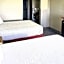 Days Inn by Wyndham North Sioux City