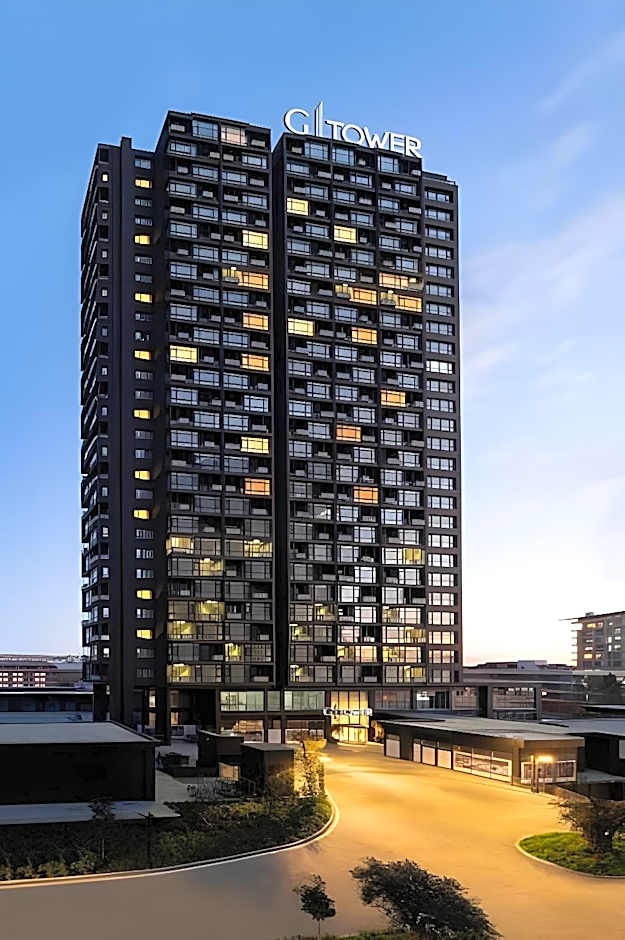 G Tower Furnished Apartment Rentals