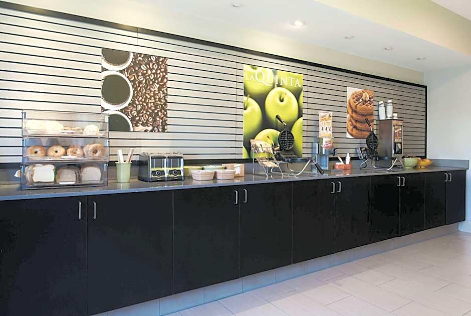 La Quinta Inn & Suites by Wyndham Fairfield - Napa Valley