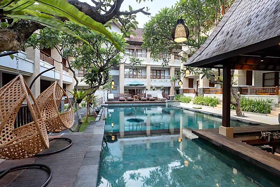 Fourteen Roses Beach Hotel