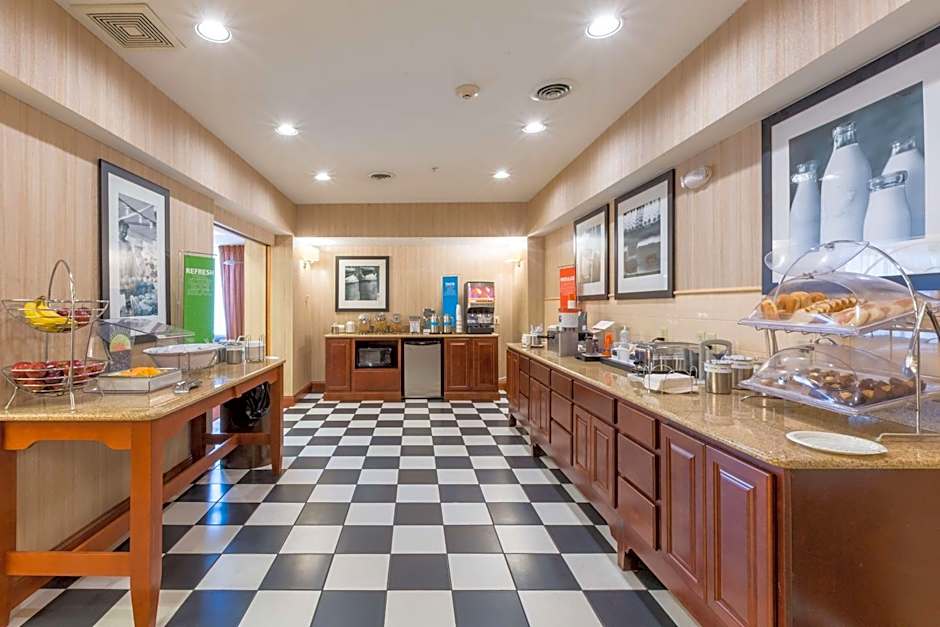 Hampton Inn By Hilton Goshen