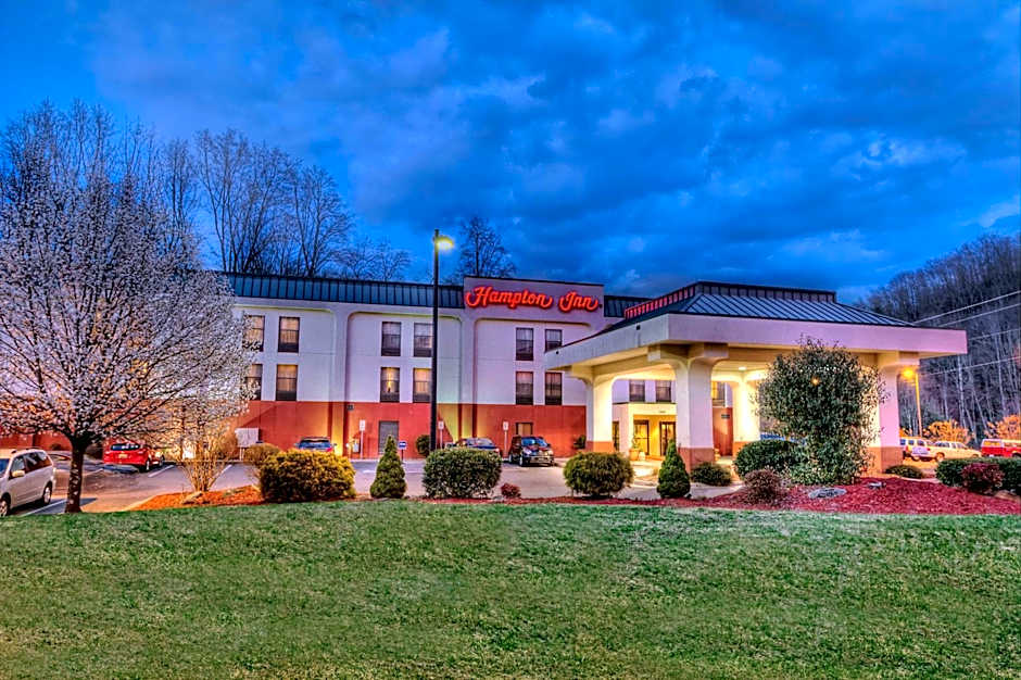 Hampton Inn By Hilton Marion