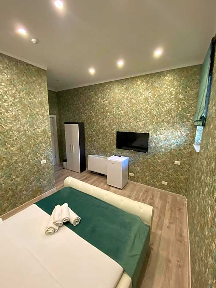 Arizet Boutique Mamaia