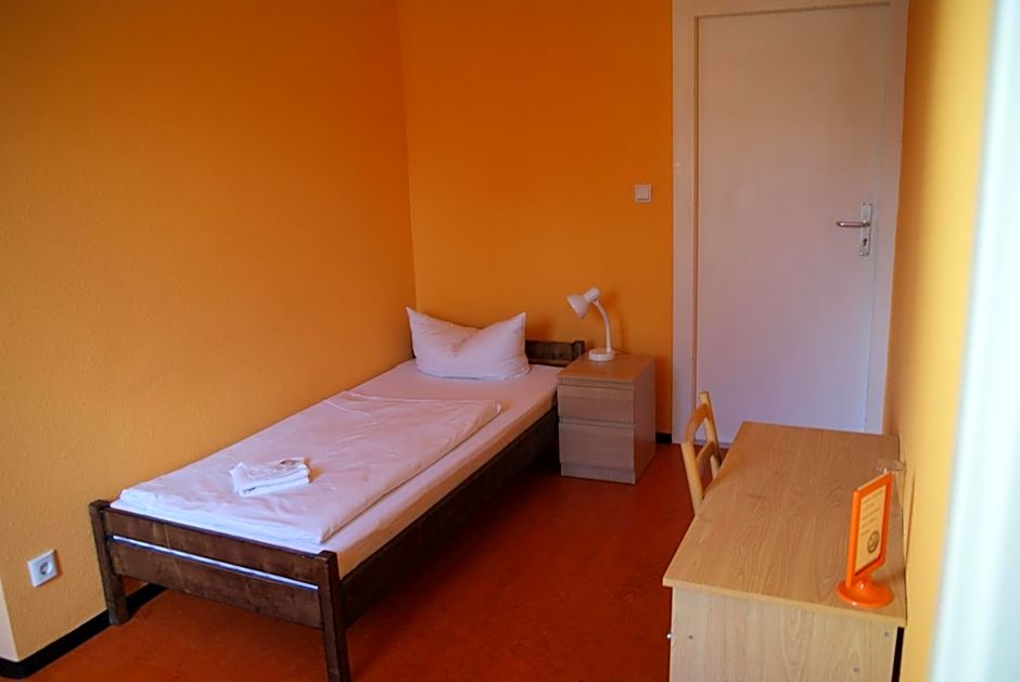 Happy go Lucky Hotel  Hostel