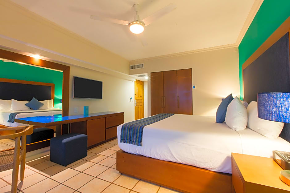 Crown Paradise Golden All Inclusive Adults Only