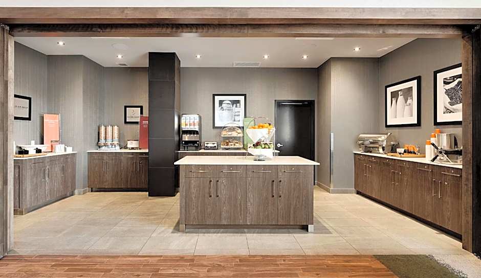 Hampton Inn - Suites by Hilton Quebec City -Saint-Romuald