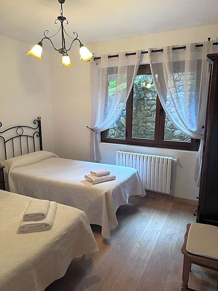 Apartamentos La Montaña