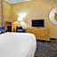 La Quinta Inn & Suites by Wyndham West Palm Beach Airport