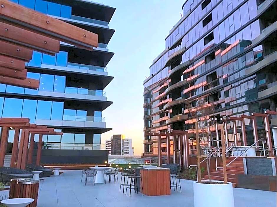 Skygarden Luxury Condo