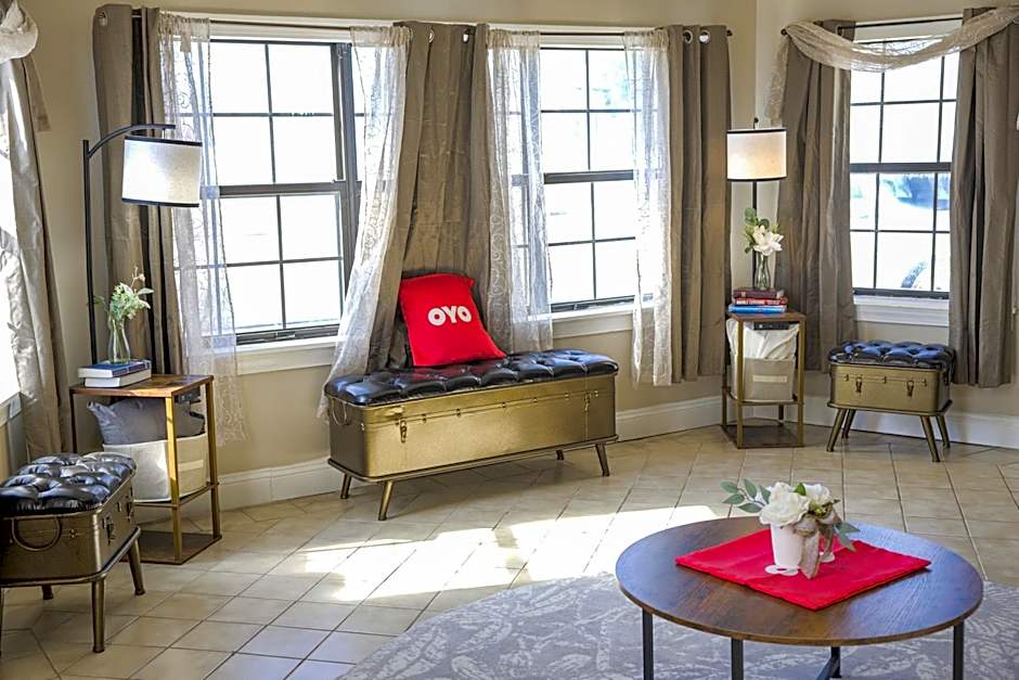 OYO Hotel Brownsville TN I-40