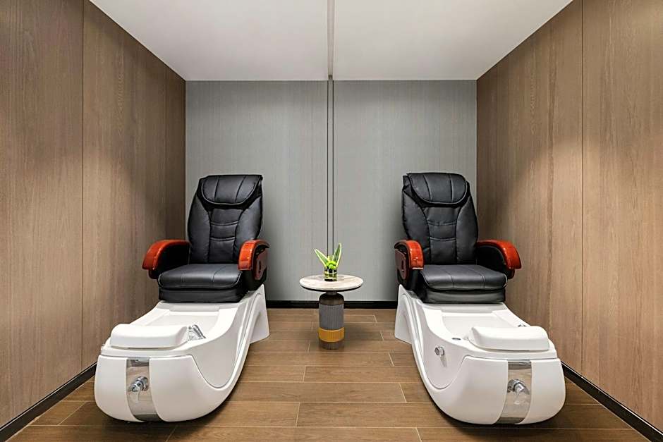 Le Meridien Ahmedabad