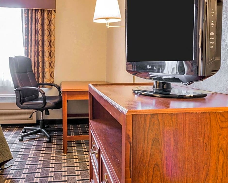 Quality Inn Grand Rapids North Walker