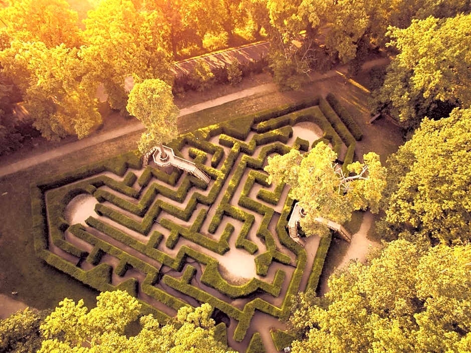 Chateau Loucen Garden Retreat