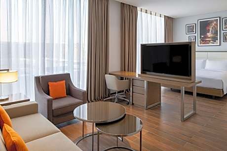 King Junior Suite - Accessible