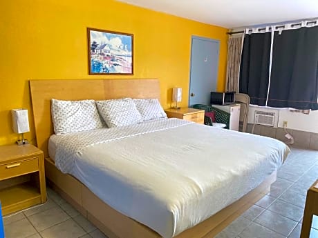 Tides Inn at Stehli Beach