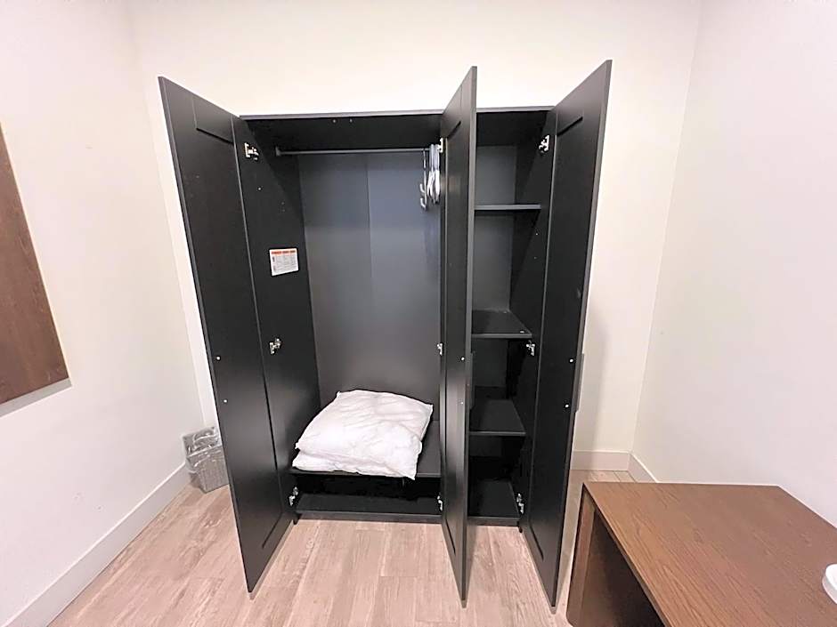 Global Rent Apart - Costa Hollywood