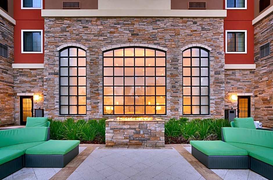 Staybridge Suites Gainesville I-75 By IHG