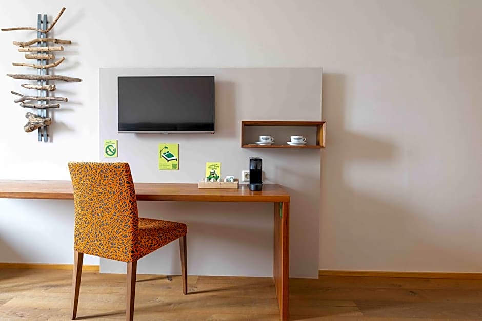 eee Hotel Perg