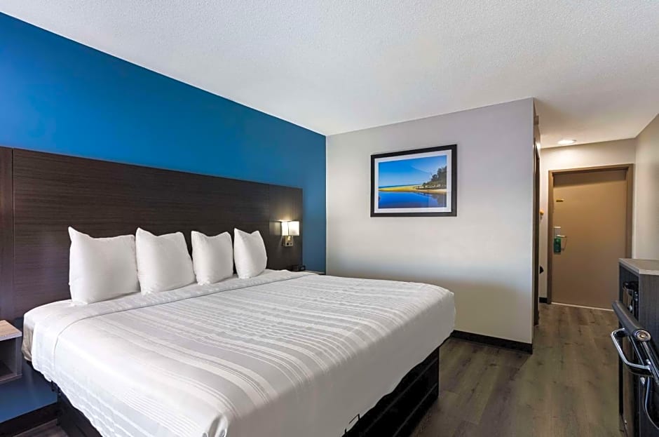 Quality Inn South Bend near Notre Dame