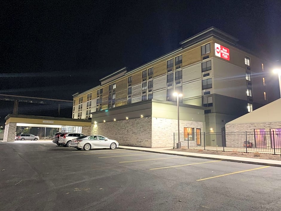 Best Western Plus Clarks Summit Scranton