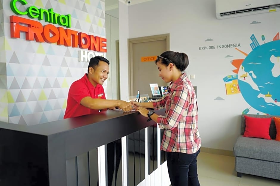 Central Front One Inn Jakarta Airport