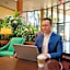 MCM Elegante Hotel