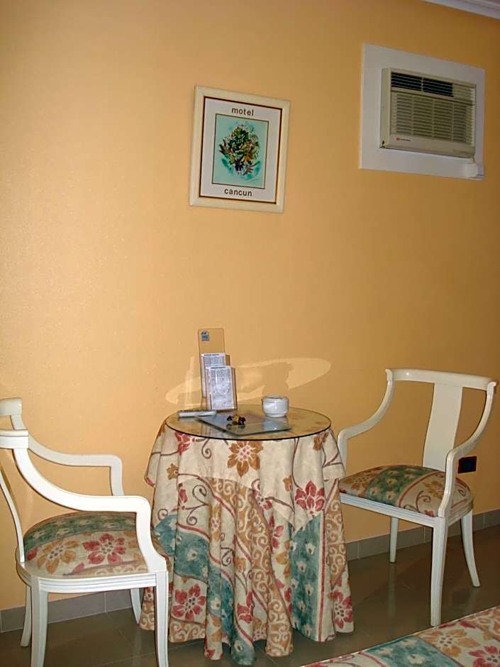 Motel Cancun Barbadas-Ourense