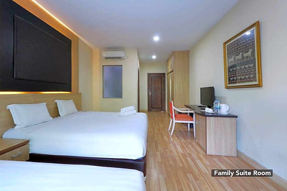 Mutiara Suites