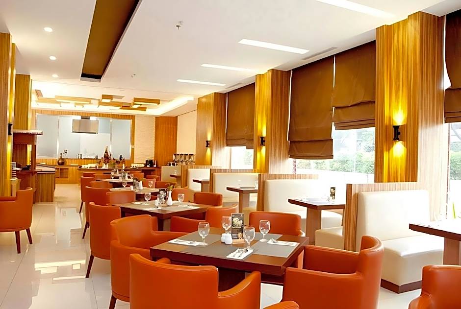 Cavinton Hotel Yogyakarta by Tritama Hospitality