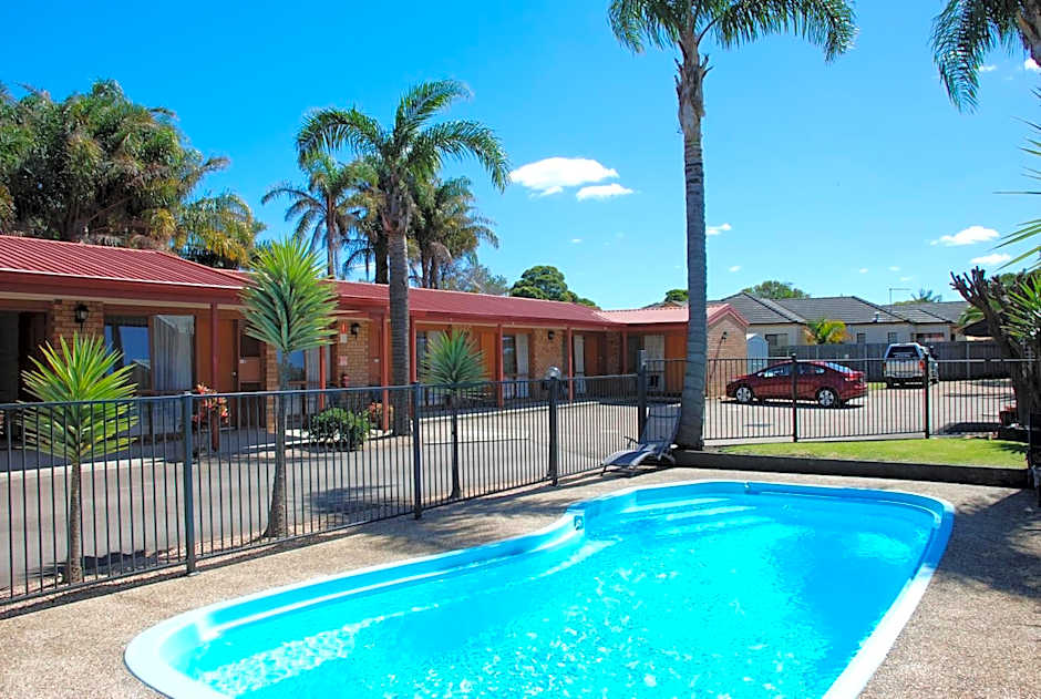 Cunningham Shore Motel