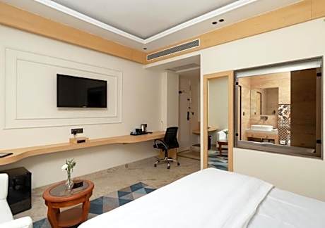 Deluxe Double Room with Shower