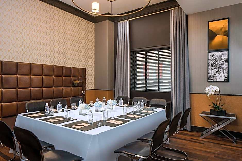 Gild Hall, A Thompson Hotel by Hyatt