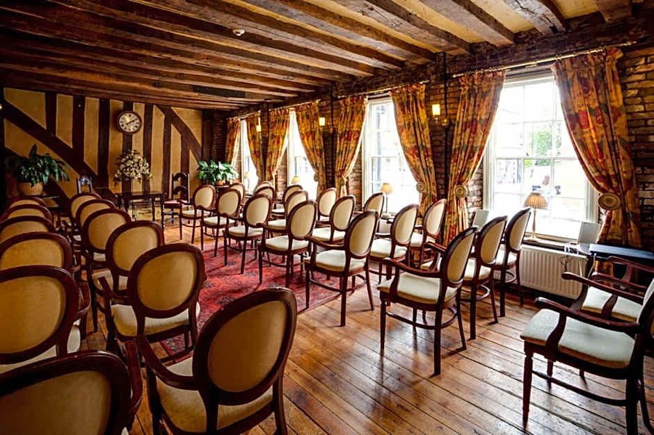 The Saracens Head Hotel