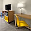 Days Inn & Suites by Wyndham Albany