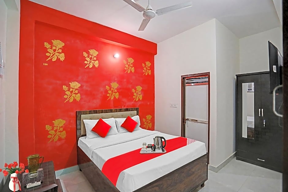 Flagship A One Hotel – Noida, DC