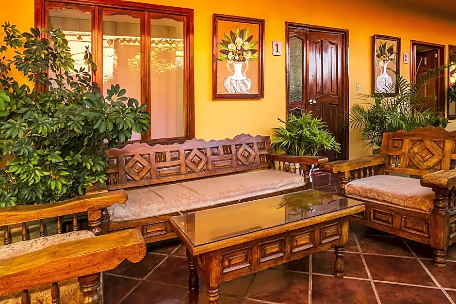 OYO Posada De Los Angeles