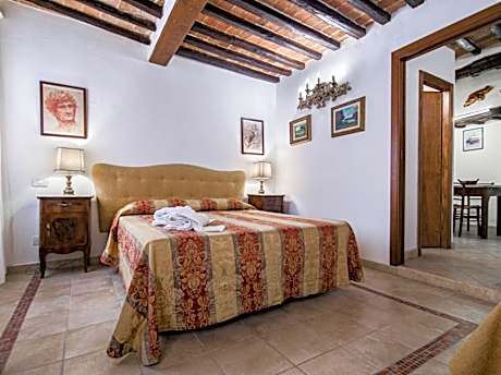 One-Bedroom Apartment-separate building