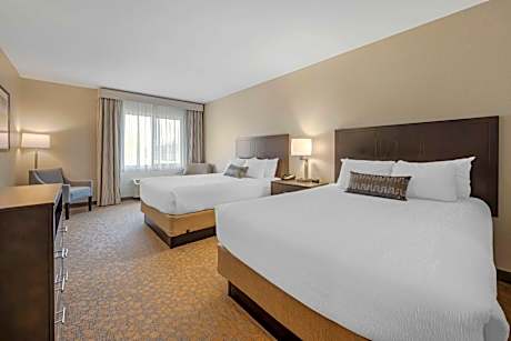 Queen Suite with Two Queen Beds and Separate Bedroom