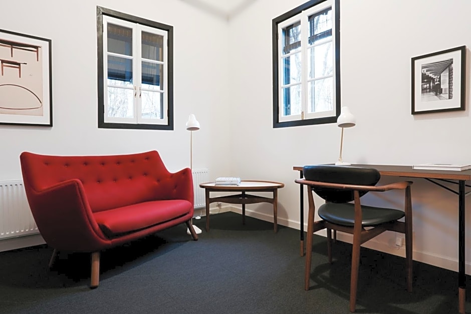 House of Finn Juhl Hakuba