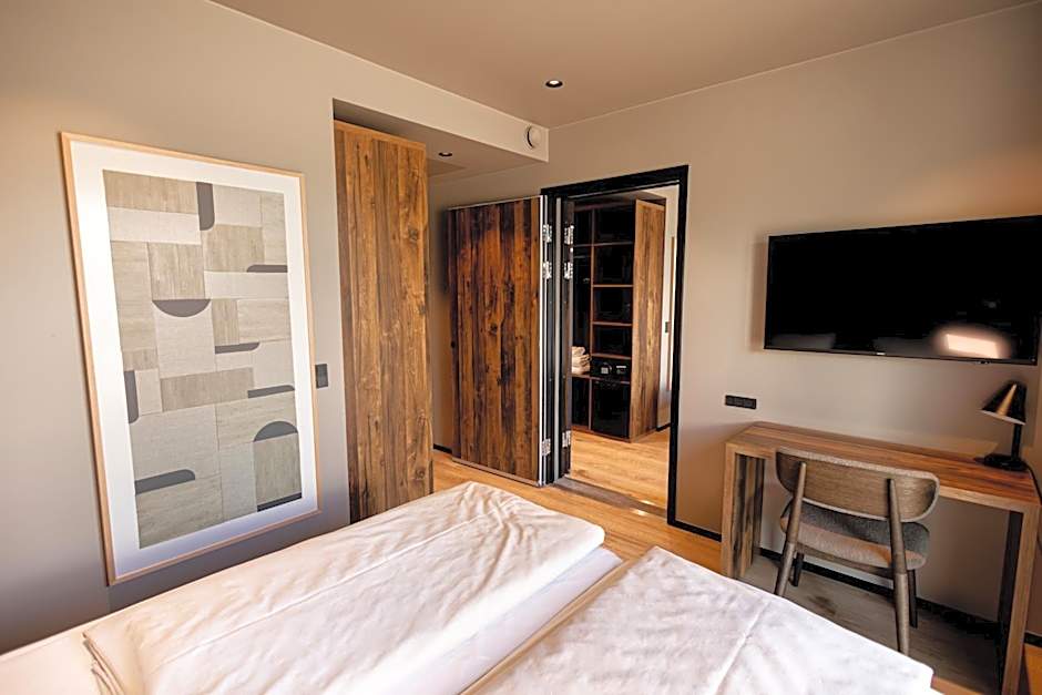 Photo 1 of 8 of Double Room Connecting Doors