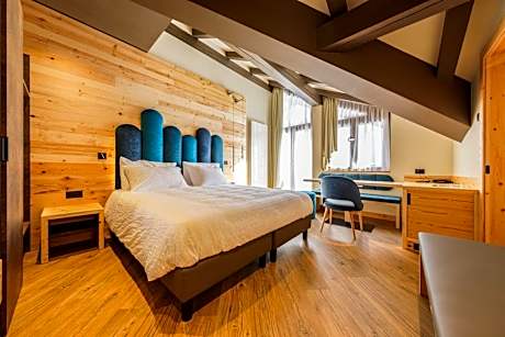 Family Suite with Balcony