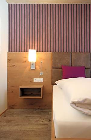 Single Room with Shower