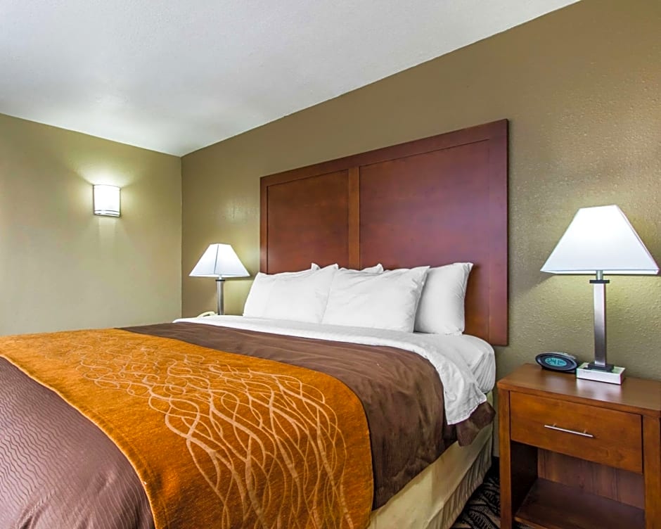 AmericInn by Wyndham Memphis East