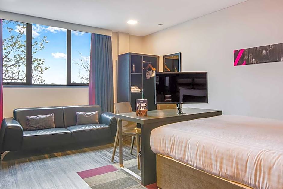 Roomzzz Chester City