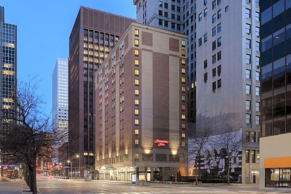 Hampton Inn By Hilton Cleveland-Downtown