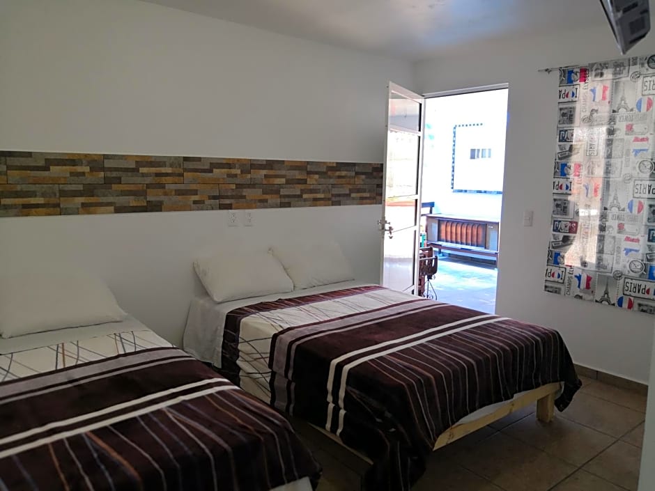 Hostal Maple